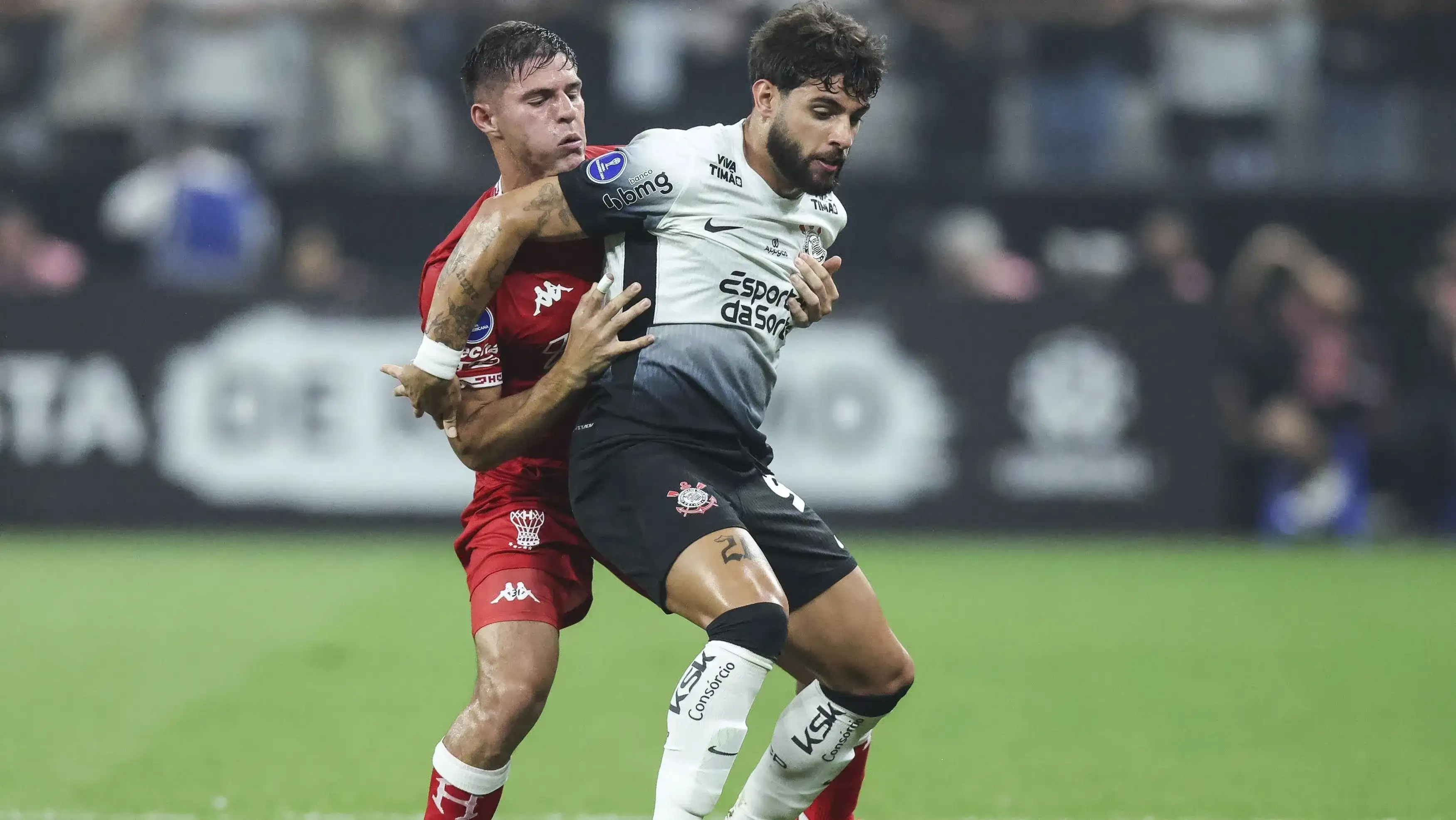 Posisi Pemain Bola Sepak dan Peranan Mereka dalam Peraduan